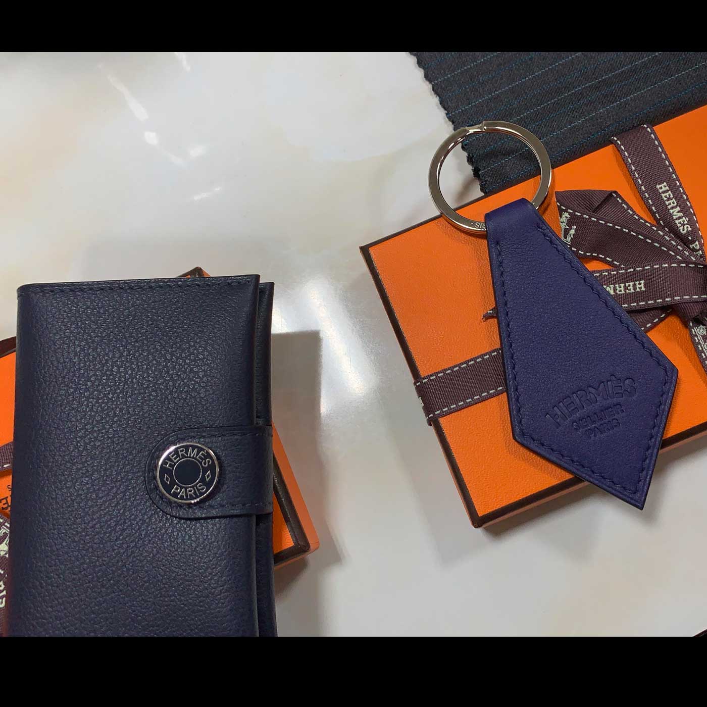 エルメス　カードケースとキーチャーム