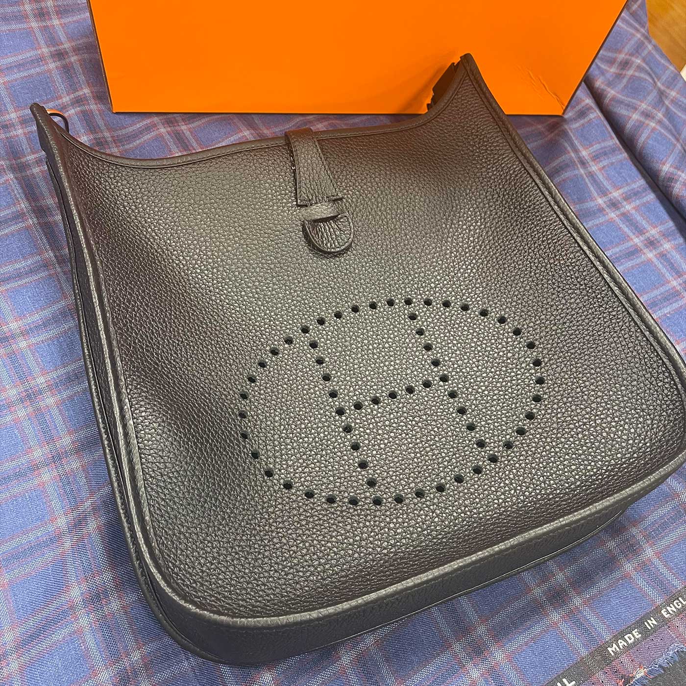 ガラスコーティング-エルメス エブリン3